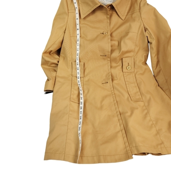 London Fog Vintage 1970's Yellow Pointed Collar Button Front Waist Tie Rain Coat - Picture 4 of 8